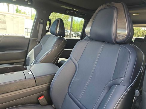 New 2026 INFINITI QX80 4WD w/ Sport Exterior Package image 15