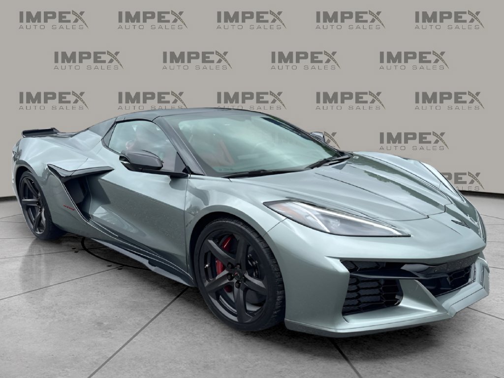 Used 2023 Chevrolet Corvette Z06 w/ Stealth Interior Trim Package RWD image 8