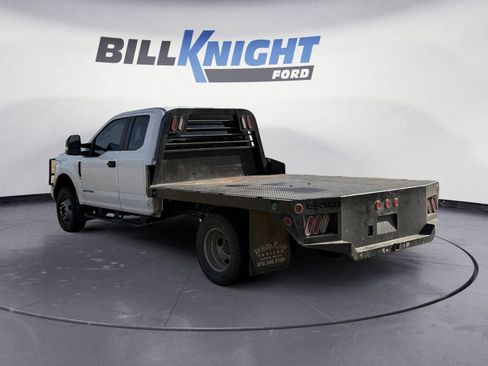 Used 2019 Ford F350 XL w/ XL Value Package image 3