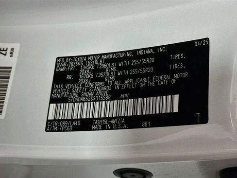 Certified 2025 Toyota Grand Highlander AWD Hybrid image 38
