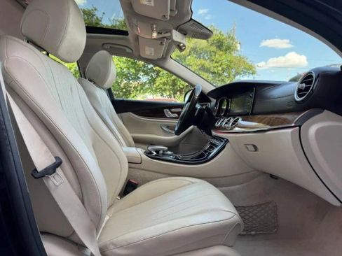 Used 2017 Mercedes-Benz E 300 4MATIC w/ Premium 1 Package image 24