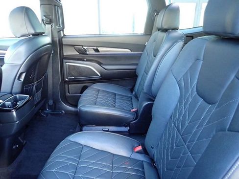 Certified 2024 Kia Telluride SX X-Line AWD/4WD image 17