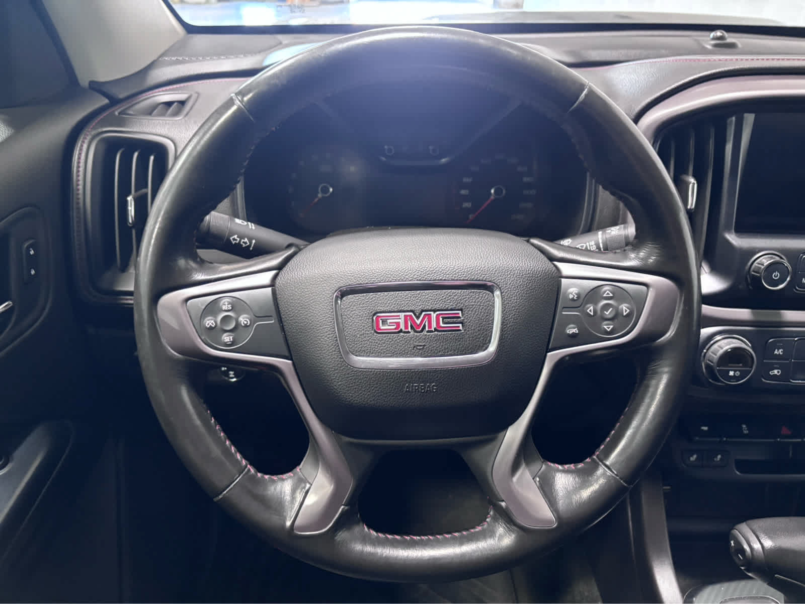 Used 2016 GMC Canyon SLE w/ All Terrain Package AWD/4WD image 17