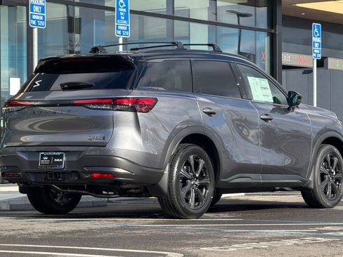 New 2026 INFINITI QX60 Autograph w/ Dark Cargo Package image 5