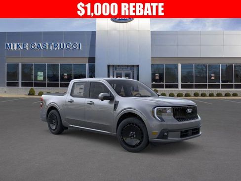 New 2025 Ford Maverick Lobo image 7