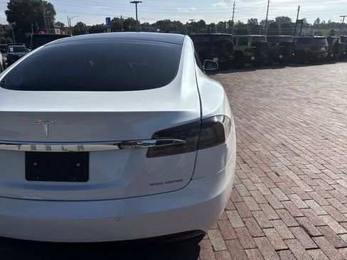 Used 2019 Tesla Model S Long Range AWD/4WD image 11