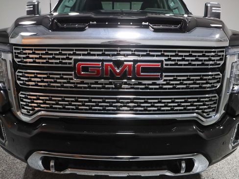 Used 2022 GMC Sierra 2500 Denali w/ Denali Ultimate Package image 4