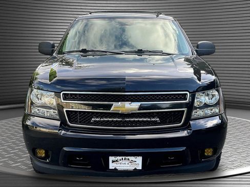 Used 2009 Chevrolet Tahoe LT AWD/4WD image 2