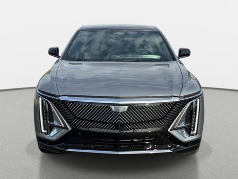 New 2025 Cadillac Lyriq Luxury w/ LPO, Floor Liner Package image 8