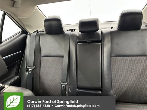 Used 2015 Toyota Corolla L image 16