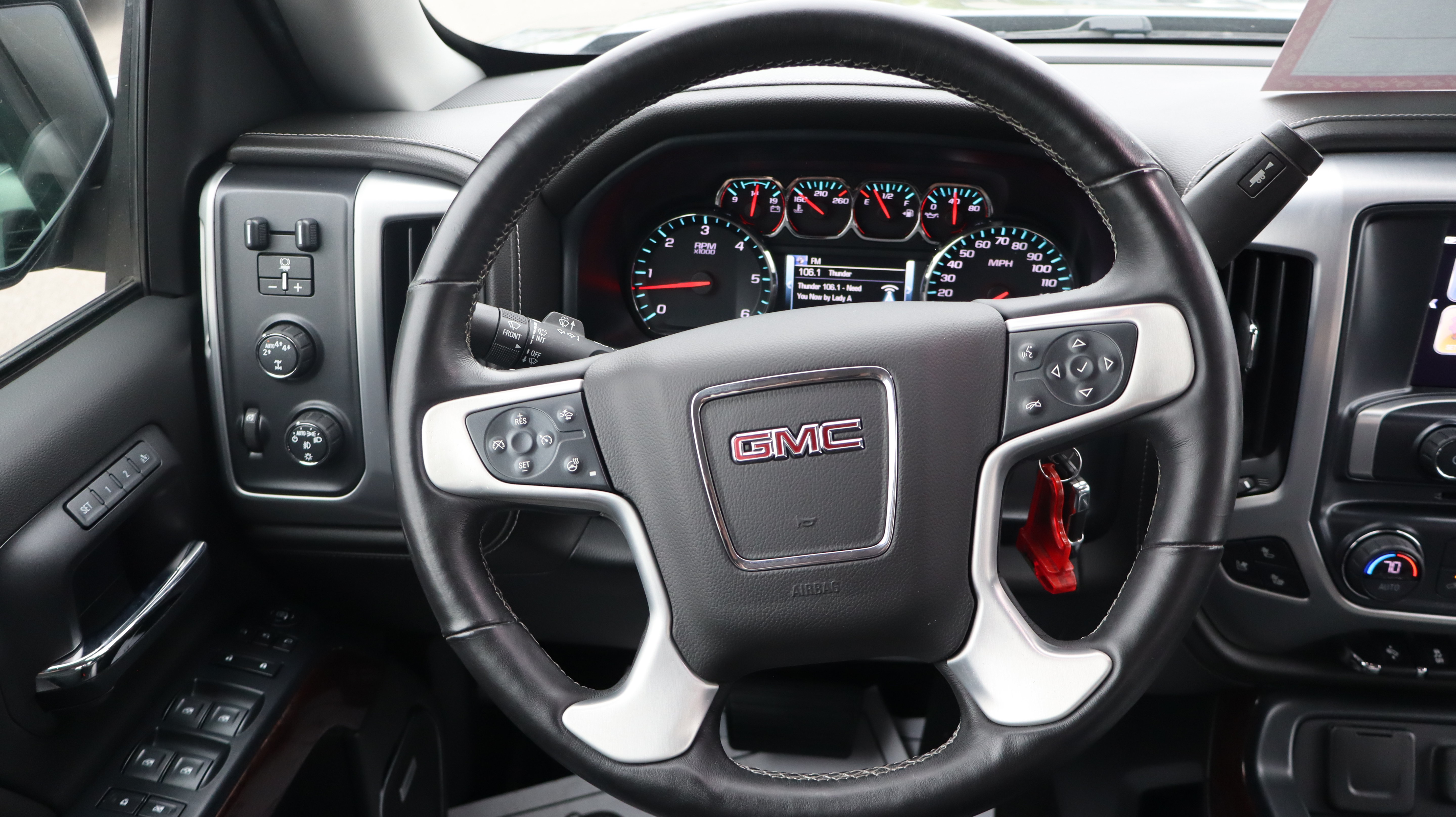 Used 2018 GMC Sierra 1500 SLT AWD/4WD image 17