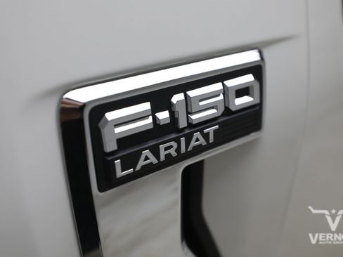 Used 2022 Ford F150 Lariat w/ Equipment Group 502A High AWD/4WD image 11