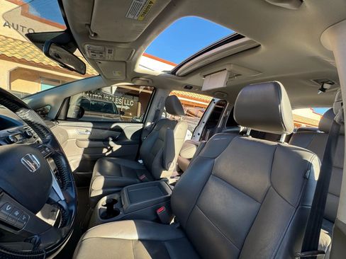 Used 2017 Honda Odyssey EX-L image 19