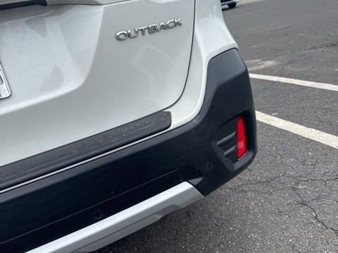 Used 2020 Subaru Outback Limited image 16