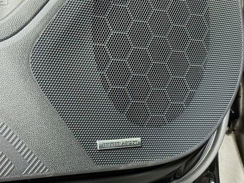 New 2025 Subaru Forester Limited image 18