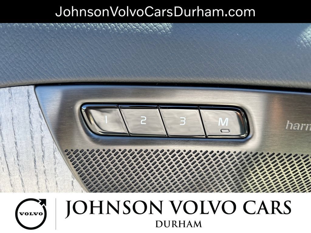 Used 2024 Volvo XC90 T8 Plus w/ Protection Package AWD/4WD image 15