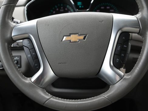 Used 2015 Chevrolet Traverse LT image 21