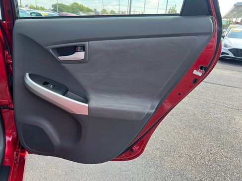 Used 2010 Toyota Prius One image 30