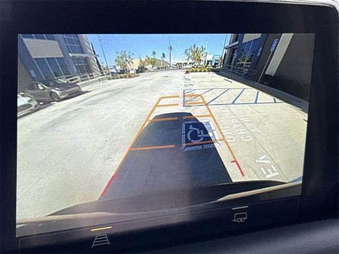 Used 2024 Chevrolet Suburban LT image 13