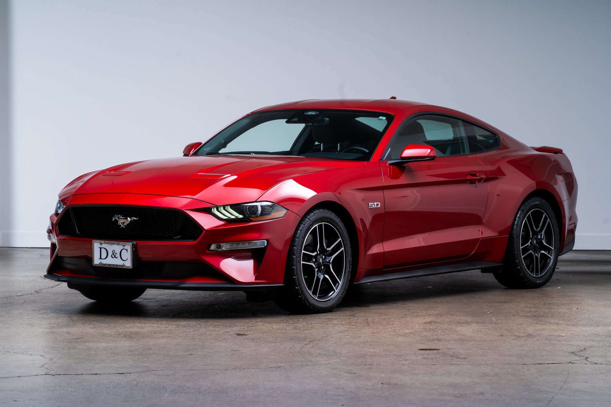 Used 2021 Ford Mustang GT RWD image 3