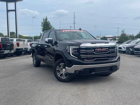 Used 2026 GMC Sierra 1500 SLT AWD/4WD image 2