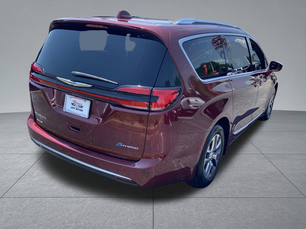 Used 2021 Chrysler Pacifica Pinnacle FWD image 15