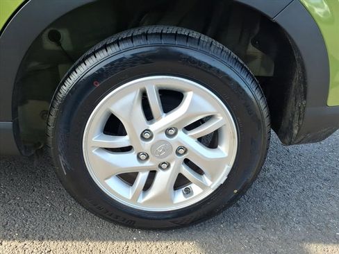 Used 2022 Hyundai Venue SE image 16