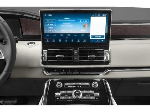 Used 2023 Lincoln Navigator L Reserve AWD/4WD image 11