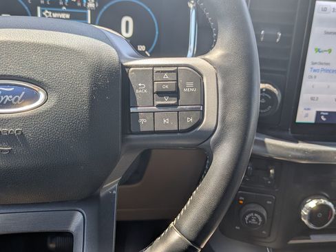 Used 2023 Ford F150 Lariat w/ Max Trailer Tow Package image 16