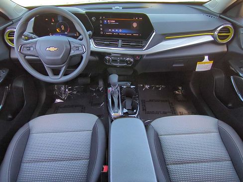 New 2026 Chevrolet Trax LT FWD image 13