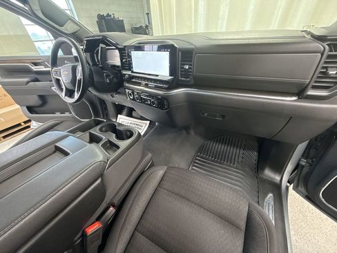 Certified 2024 Chevrolet Silverado 1500 LT image 30