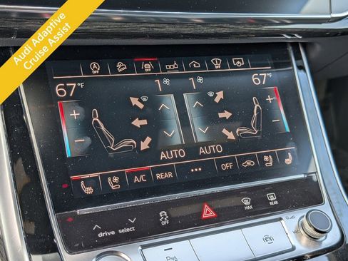 Used 2019 Audi Q8 Prestige w/ Towing Package image 26