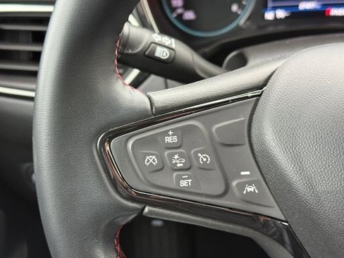 Used 2023 Chevrolet Equinox RS image 30