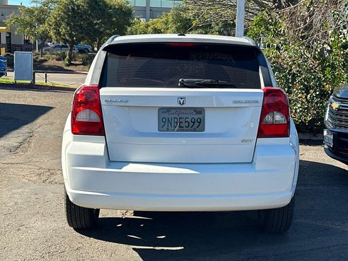 Used 2009 Dodge Caliber SXT image 3