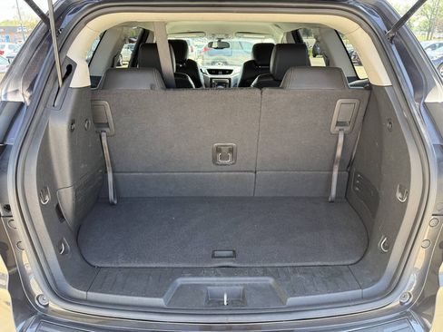 Used 2017 Chevrolet Traverse LT AWD/4WD image 14