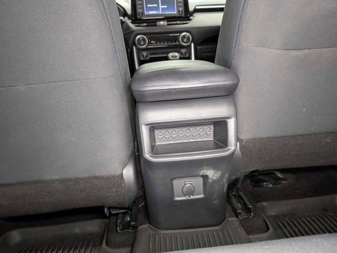 Used 2019 Toyota RAV4 LE image 20