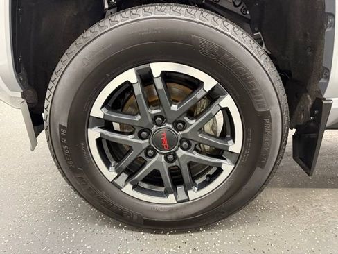 Used 2024 Toyota Tacoma TRD Sport w/ TRD Sport Upgrade Package image 19