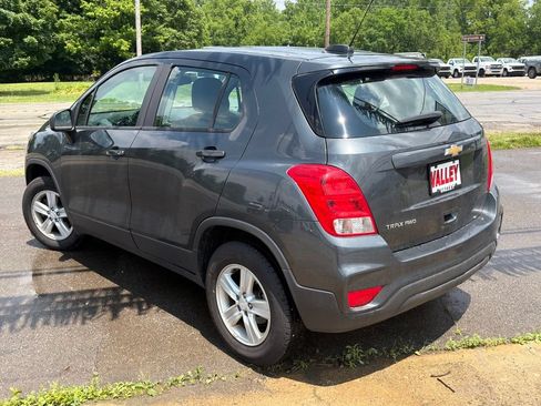 Used 2019 Chevrolet Trax LS AWD/4WD image 6