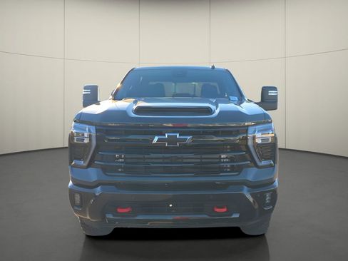 Used 2025 Chevrolet Silverado 2500 LTZ w/ Trail Boss Package image 2