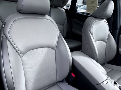 Used 2023 INFINITI QX50 Luxe w/ Accent Package image 37