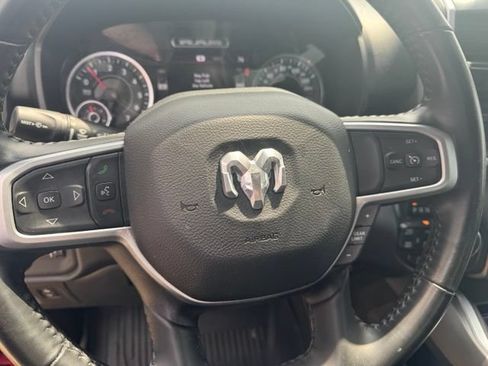 Used 2022 RAM 1500 Big Horn AWD/4WD image 14