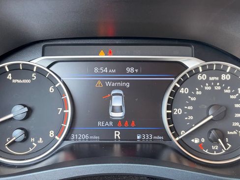 Used 2024 Nissan Altima 2.5 SV FWD image 30