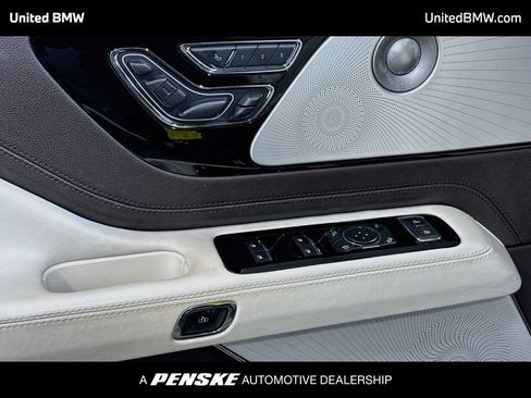 Used 2021 Lincoln Aviator Black Label w/ Class IV Trailer Tow Package AWD/4WD image 10