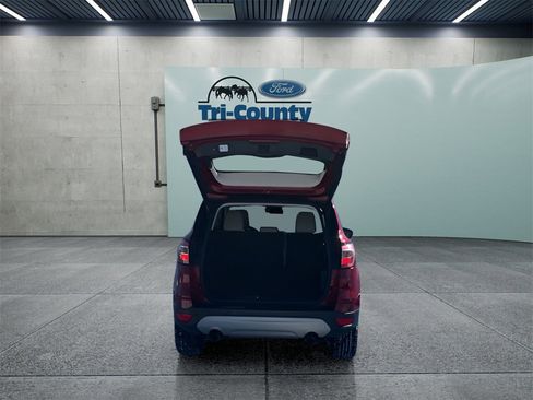 Used 2018 Ford Escape Titanium w/ Ford Safe & Smart Package image 34