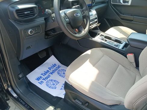 Used 2021 Ford Explorer 4WD image 16
