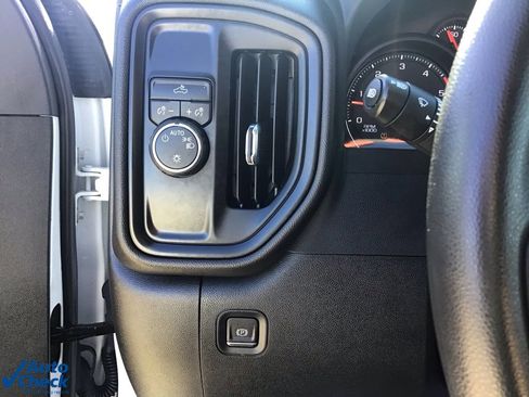 Used 2024 Chevrolet Silverado 2500 W/T w/ WT Convenience Package image 24