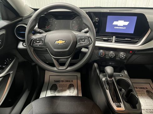 Used 2024 Chevrolet Trax LS w/ Driver Confidence Package image 4