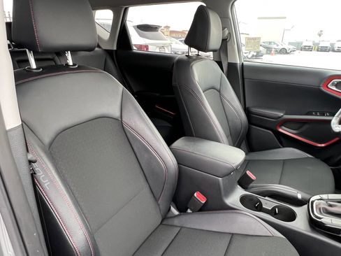 Certified 2023 Kia Soul GT-Line image 18