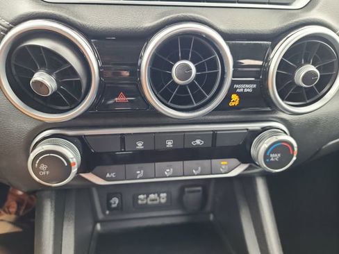 Used 2024 Nissan Sentra SV image 21