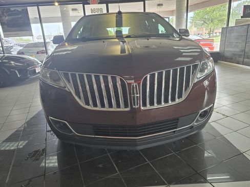 Used 2012 Lincoln MKX AWD image 2